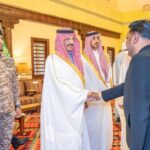 امير عسير يؤدي صلاة عيد الفطر المبارك مع جموع المصلين#امير #عسير #يؤدي #صلاة #عيد #الفطر #المبارك #مع #جموع #المصلين