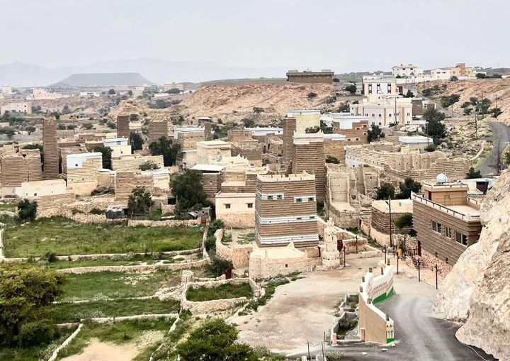 انطلاق القافلة السياحية لأجاويد 4 غداً من البحار إلى قرية آل خلف الأثرية بمرافقة 13 جنسيه#انطلاق #القافلة #السياحية #لأجاويد #غدا #من #البحار #إلى #قرية #آل #خلف #الأثرية #بمرافقة #جنسيه