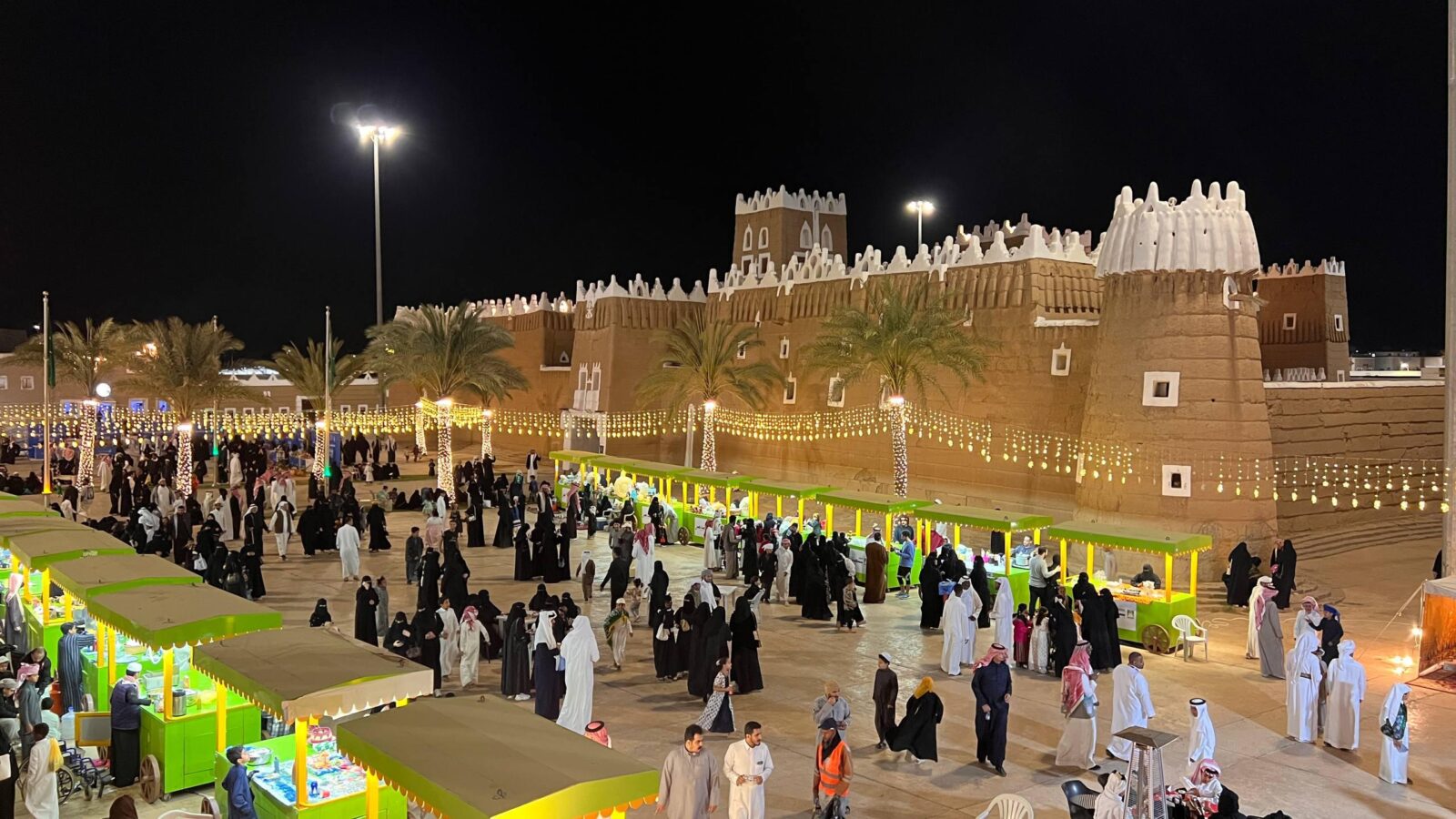 “بسطة خير 2026” تنعش ساحة قصر الإمارة بنجران وتحقق رضا كاملاً للباعة#بسطة #خير #تنعش #ساحة #قصر #الإمارة #بنجران #وتحقق #رضا #كاملا #للباعة