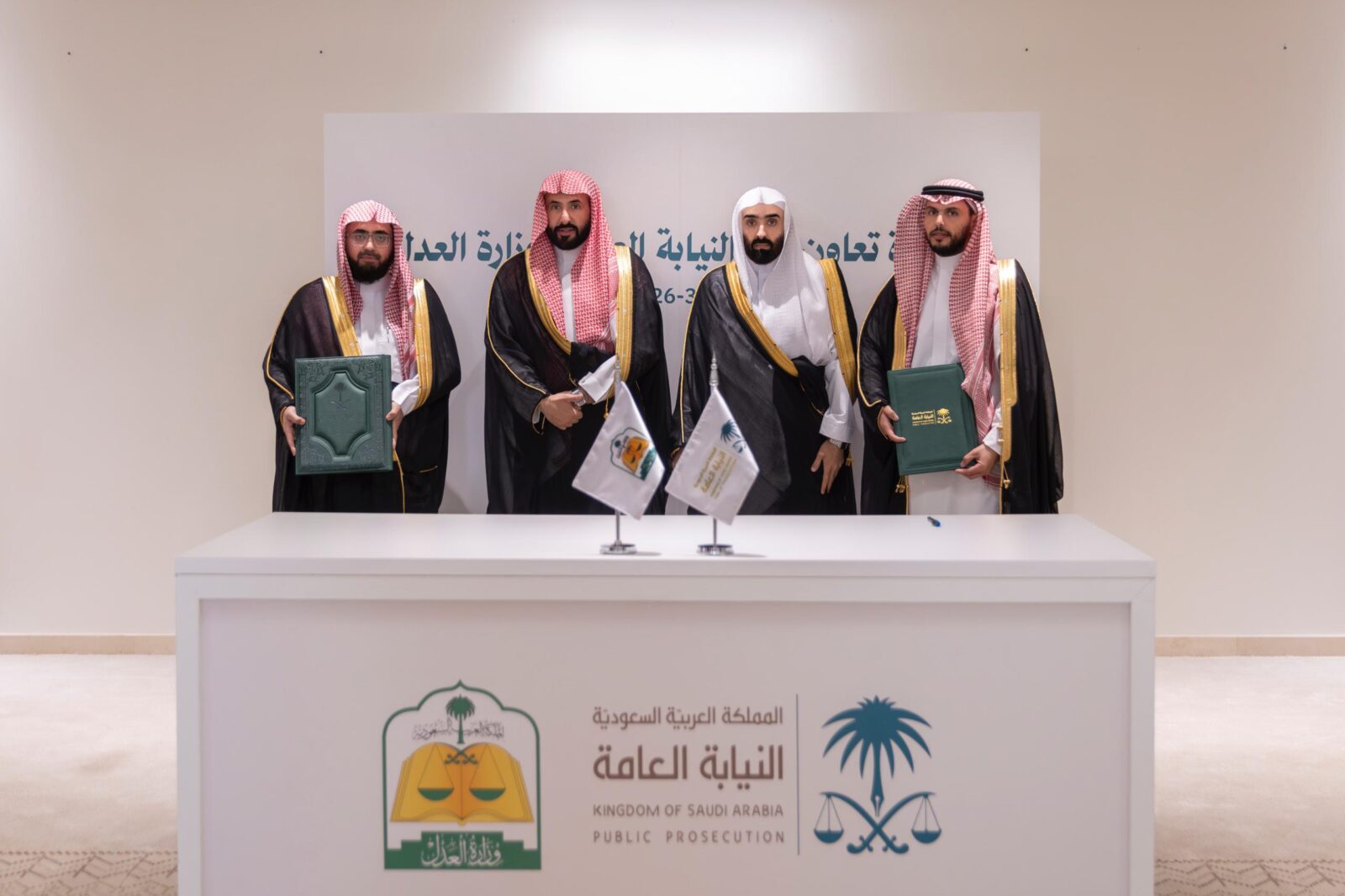 *"تعزيزًا للشراكة العدلية"توقيع مذكرة تعاون بين النيابة العامة ووزارة العدل#تعزيزا #للشراكة #العدليةتوقيع #مذكرة #تعاون #بين #النيابة #العامة #ووزارة #العدل