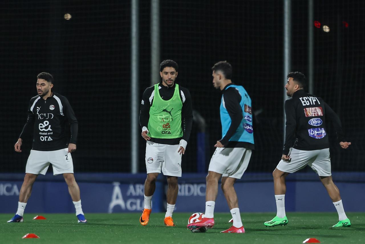 منتخب مصر يتدرب في ملعب إسبانيول استعدادًا لودية إسبانيا – كل الكورة#منتخب #مصر #يتدرب #في #ملعب #إسبانيول #استعدادا #لودية #إسبانيا #كل #الكورة