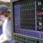 نجاح علاج تمدد شرياني دماغي واسع العنق بتقنية حديثة في مستشفى الملك فهد الجامعي#نجاح #علاج #تمدد #شرياني #دماغي #واسع #العنق #بتقنية #حديثة #في #مستشفى #الملك #فهد #الجامعي