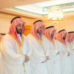 ولي العهد يؤدي صلاة عيد الفطر في المسجد الحرام مع جموع المصلين#ولي #العهد #يؤدي #صلاة #عيد #الفطر #في #المسجد #الحرام #مع #جموع #المصلين