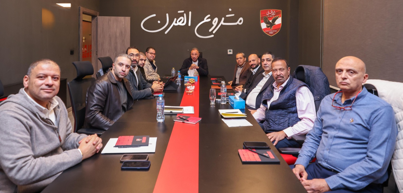 الخطيب يبحث تطورات استاد الأهلي وخطة التوسع في المحافظات – كل الكورة#الخطيب #يبحث #تطورات #استاد #الأهلي #وخطة #التوسع #في #المحافظات #كل #الكورة