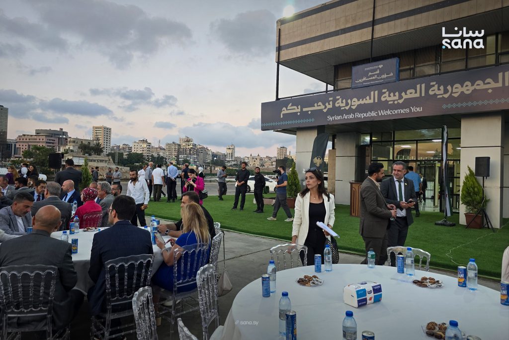 بعد انقطاع سنوات..عودة الرحلات البحرية بين سوريا ولبنان بوصول باخرة Cedar Waves للاذقية 4 20260622 195546 بعد انقطاع سنوات..عودة الرحلات البحرية بين سوريا ولبنان بوصول باخرة Cedar Waves للاذقية