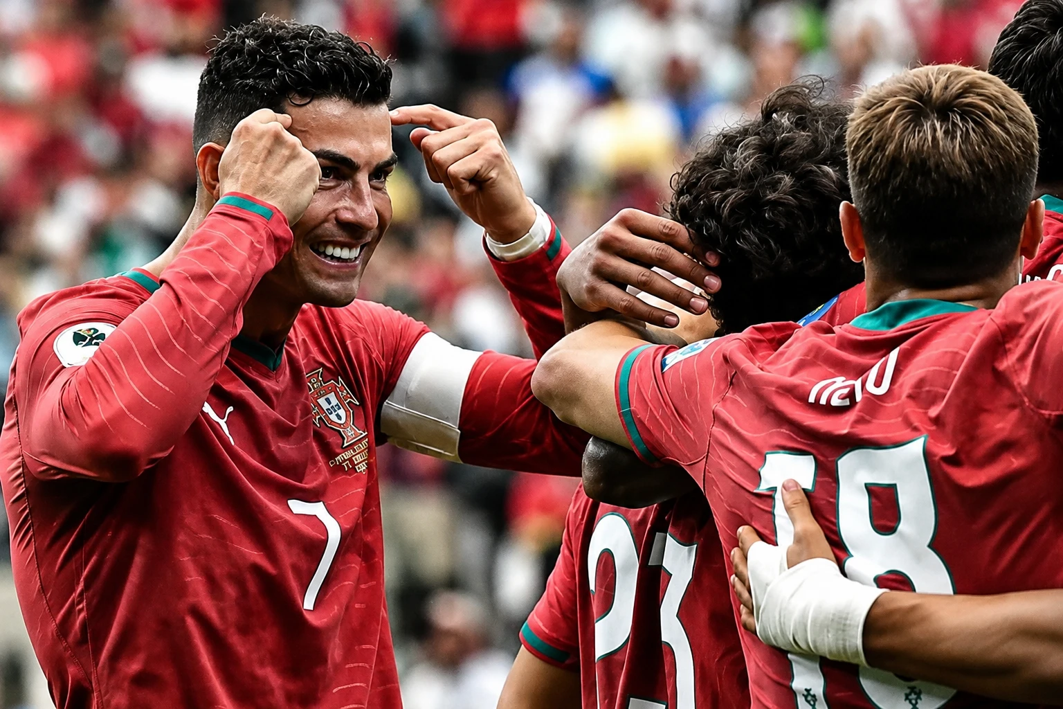 Ronaldo ảnh 1 Ronaldo anh 1